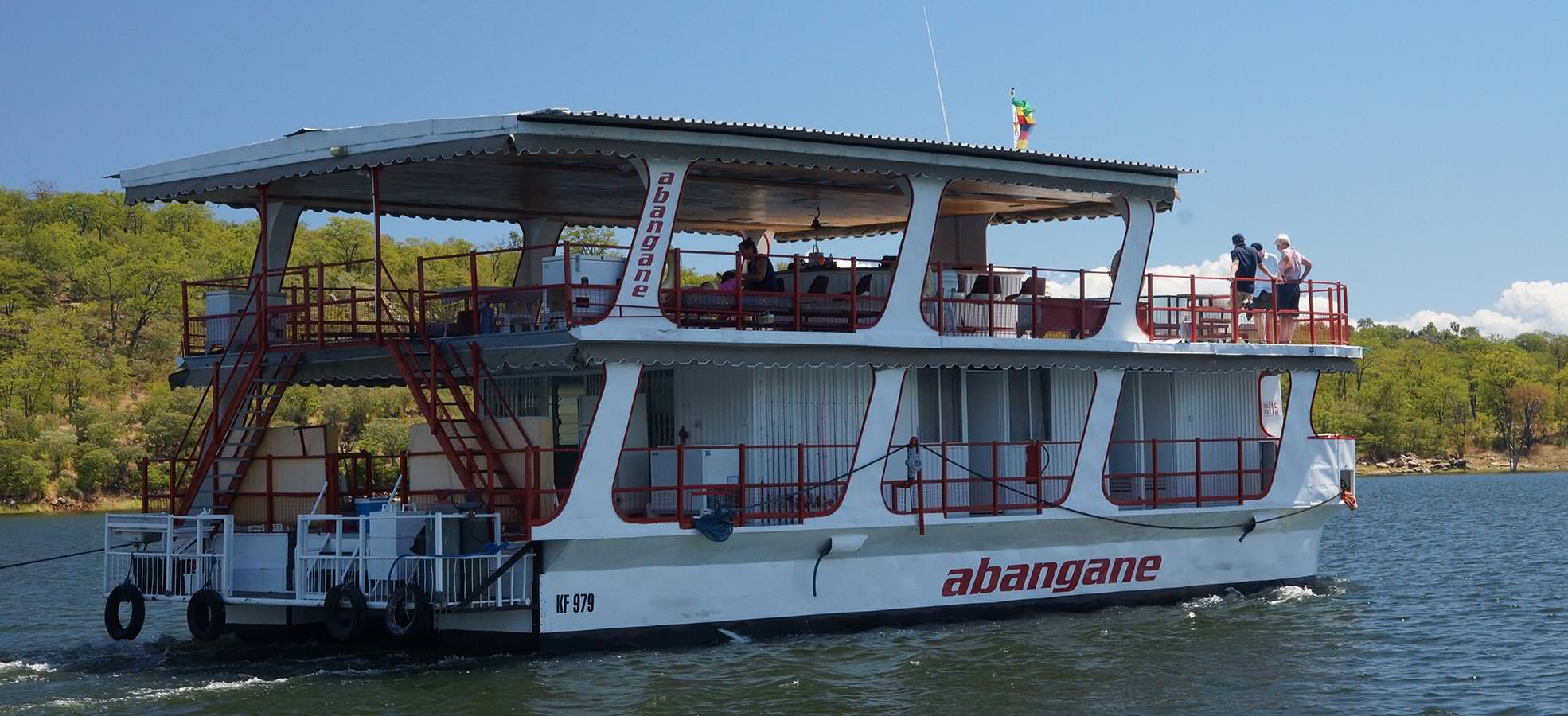 Kariba-houseboat-abangane-slider-01-2.jpg