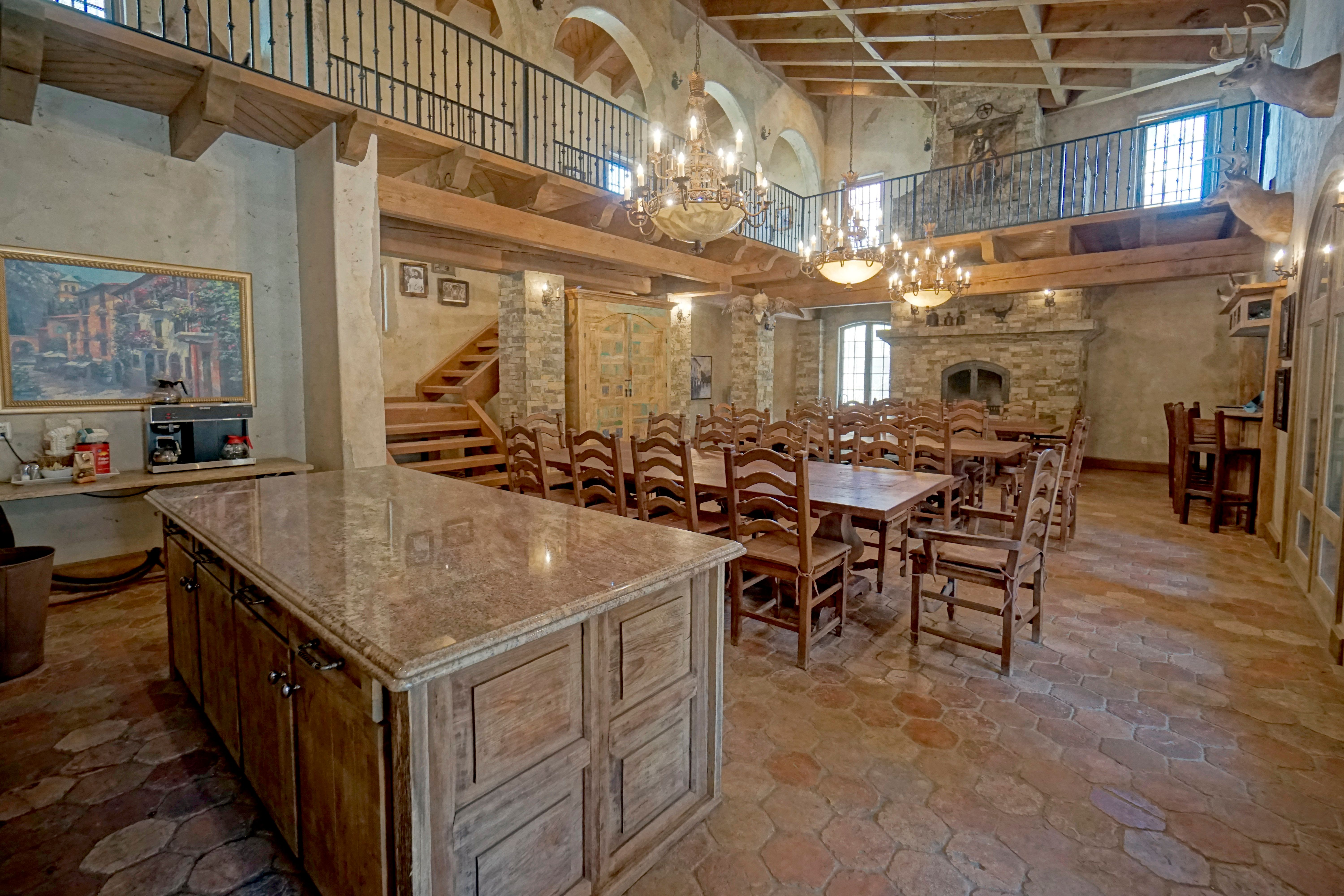 RR Dining Room.jpeg