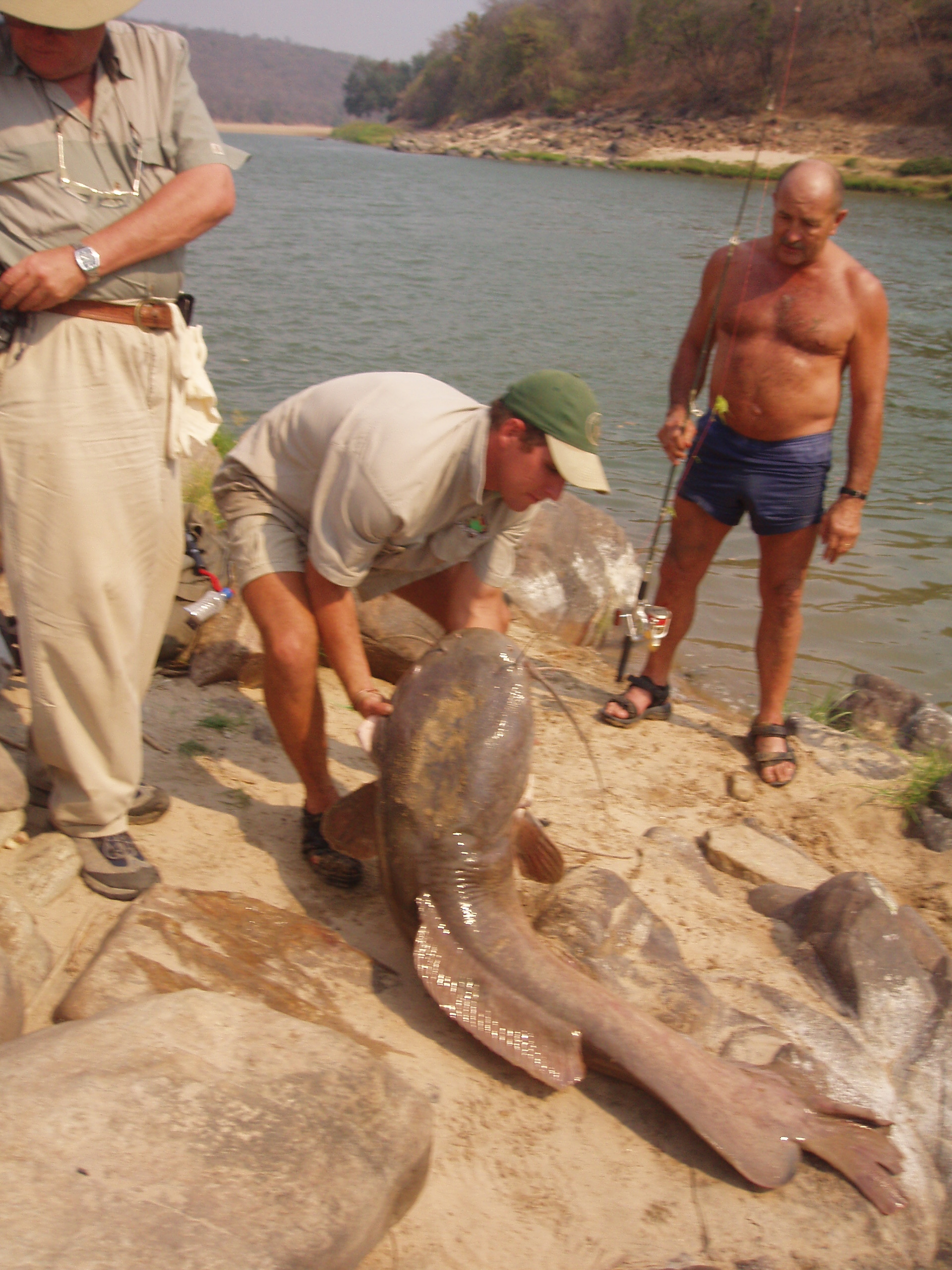 zambia nyimba fishing 062.jpg