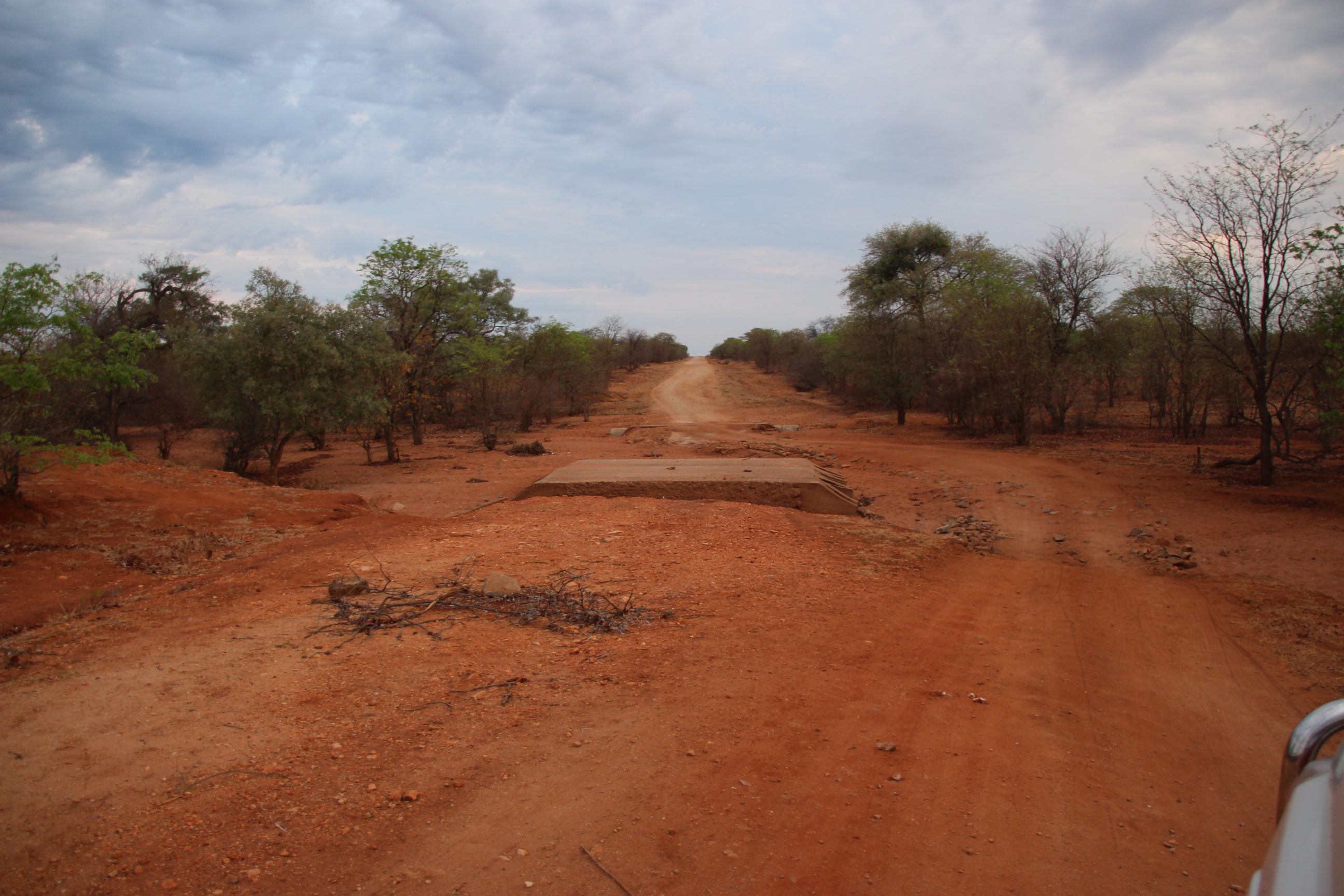 Zimbabwe road a.JPG