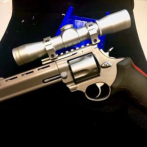 .454 Casull Revolver