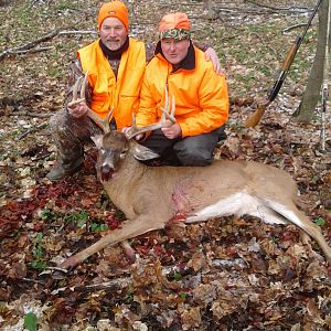 Hunt White-tailed Deer in Ontario Canada
