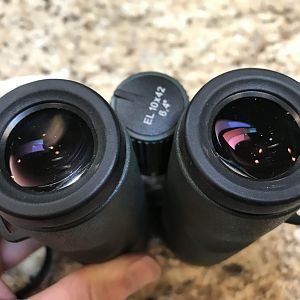 2011 Swarovski 10x42 EL SV Binoculars