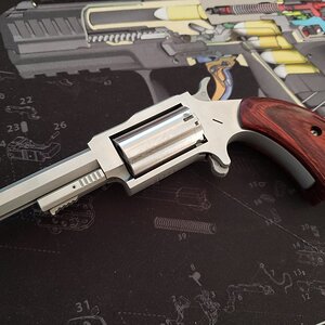 NAA Sheriff 22 Magnum Revolver