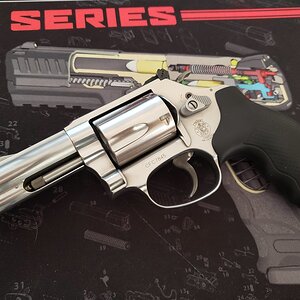 Smith & Wesson 60-14 Revolver