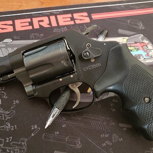 Smith & Wesson 360J .38 Special Revolver