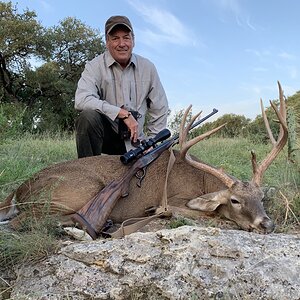Great Hill Country Buck Photo #3
