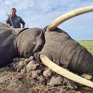 Hunting Elephant with Jacques Spamer - JKO Hunting Safaris