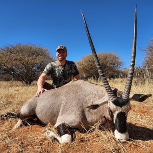 Gemsbok Bow hunt Namibia
