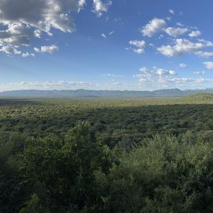 Africa Sun Safaris - Lodge view