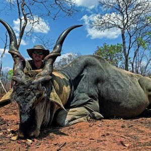 Cal Lamb with the SCI No. 1 Livingstone Eland-Niassa Reserve, Mozambique
