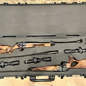 2 Blaser Rifles With 3 Barrels & 3 Scopes Case Configuration