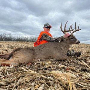 Whitetail Deer Hunt Iowa