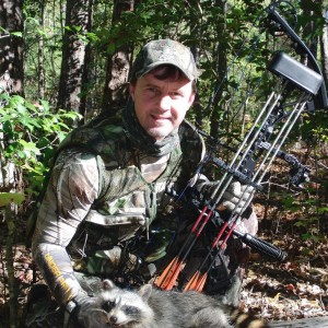 Bowhunting Racoon