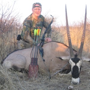 Bowhunting Gemsbok in Namibia