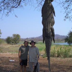 Hunting Croc with Nhenda Safaris Mozambique