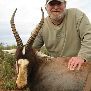 Hunting Blesbok with Wintershoek Johnny Vivier Safaris in SA