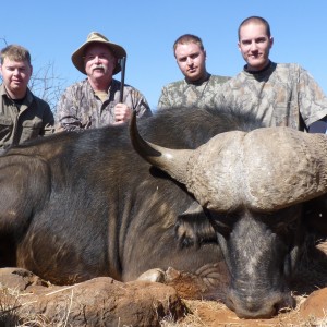 Hunting Buffalo with Wintershoek Johnny Vivier Safaris in SA