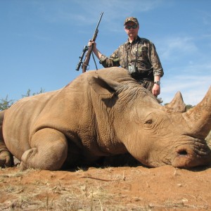 Hunting White Rhino with Wintershoek Johnny Vivier Safaris in SA