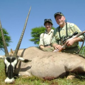 Hunting Gemsbok with Wintershoek Johnny Vivier Safaris in SA