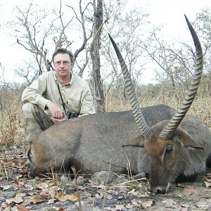 Defassa Waterbuck hunted in Cameroon with Club Faune