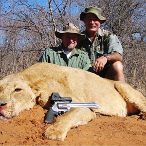 Lion hunt with Africa Hunt Lodge