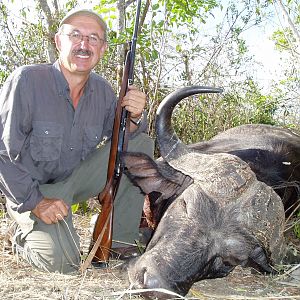 Gonabisi Tanzania - Hunting Cape Buffalo