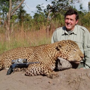 Leopard Hunting with Theunis Botha