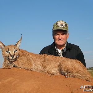 Caracal hunt with Wintershoek Johnny Vivier Safaris