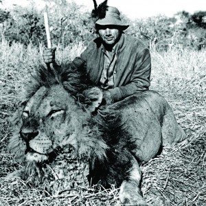 Jorge Alves de Lima with Lion