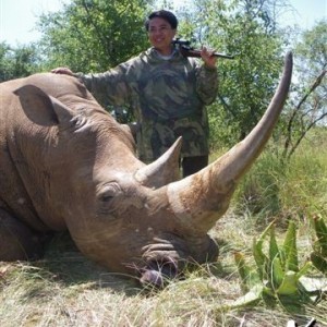 Hunting White Rhino with Cheetau Safaris - South Africa