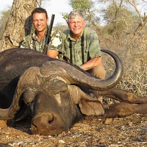 Buffalo hunt with McDonald Safaris