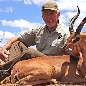 Hunt Gerenuk Tanzania