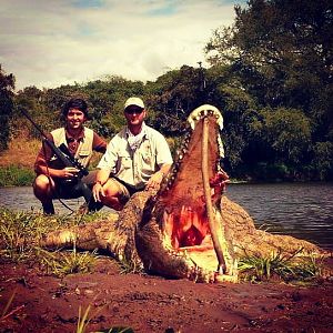 Mozambique Crocodile Hunt