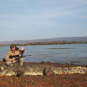 Hunt Zimbabwe Crocodile