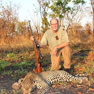 Hunting Tanzania Leopard