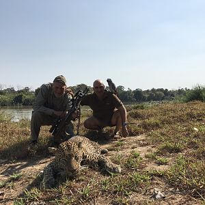 Crossbow Leopard Hunt