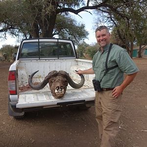 Hunt Tanzania Buffalo