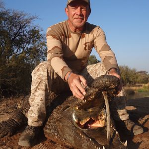 Hunt Crocodile in South Africa