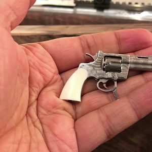 World's smallest revolver