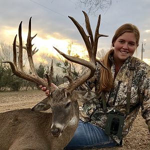 Whitetail Deer Bow Hunt