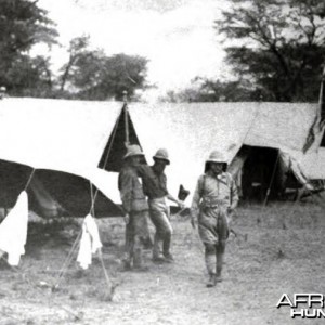 Theodore Roosevelt Rhino camp, lado Enclave