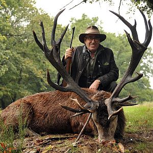 France Hunt Red Stag