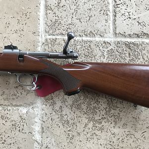 Left-hand M70 Classic Rifle