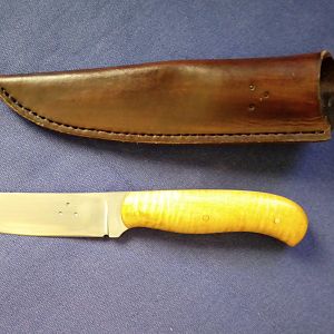 Maple Hunter Skinner Knife