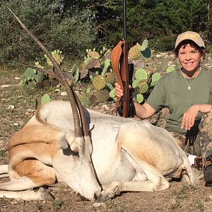 Hunt Scimitar  Oryx USA