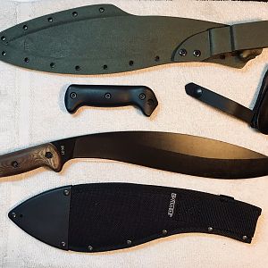 Kabar Becker BK21 Kukri Knife