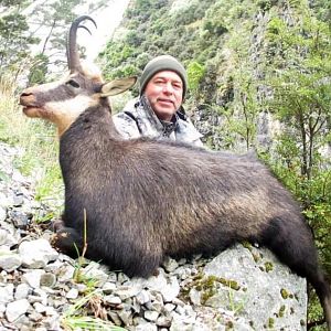 Hunt Alpine Chamois in New Zealand