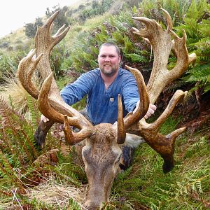 Hunting 417" Inch Red Stag in New Zealand