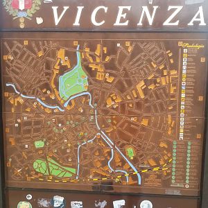 Vicenza city center map